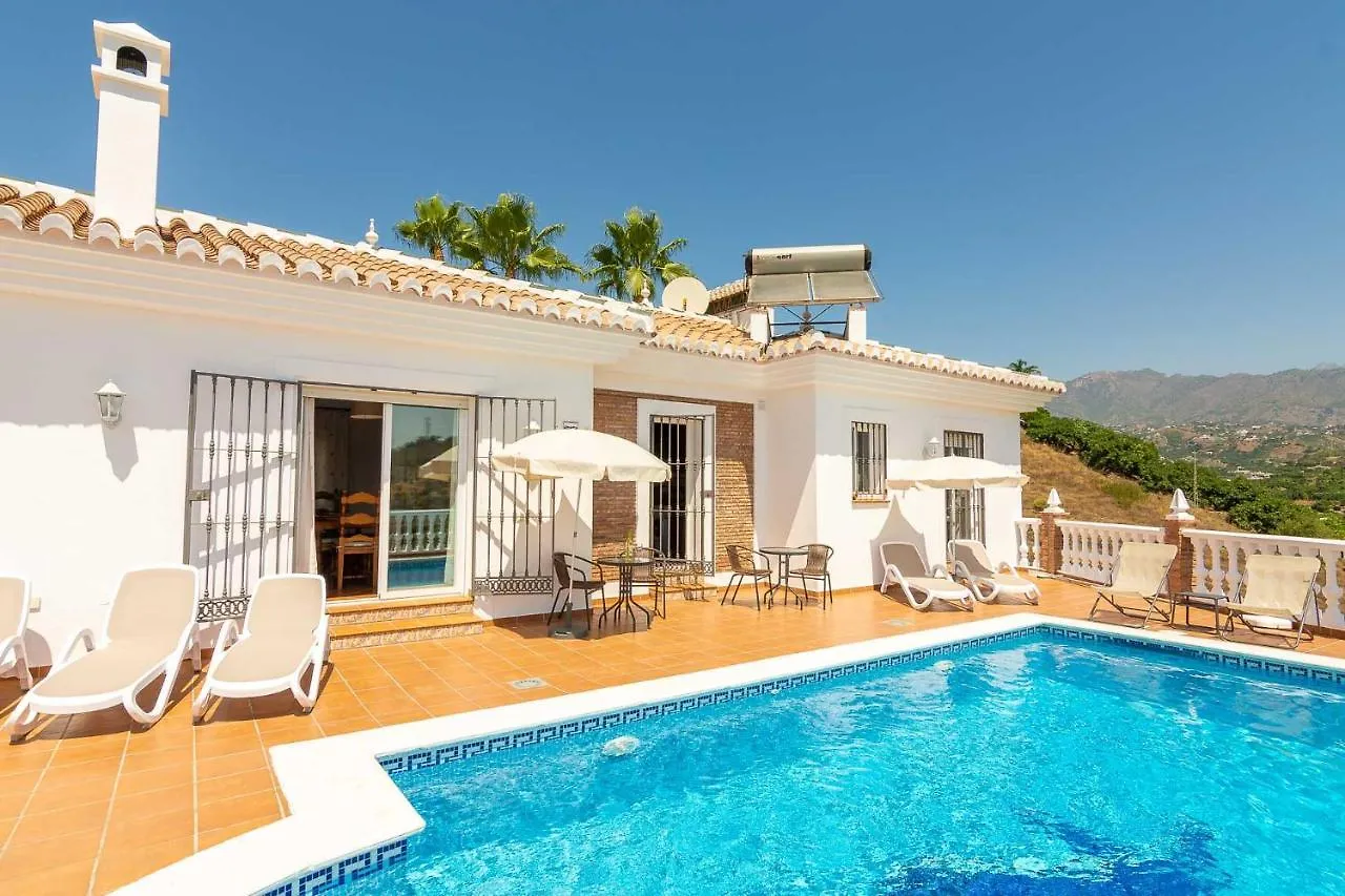 Villa Andalucia: Cerca De Todo, Intimidad Y Espacio Nerja